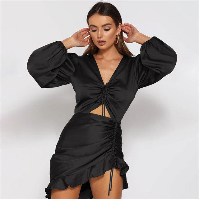 CNYISHE Damen Satin Mini-Cocktailkleid mit tiefem V-Ausschnitt