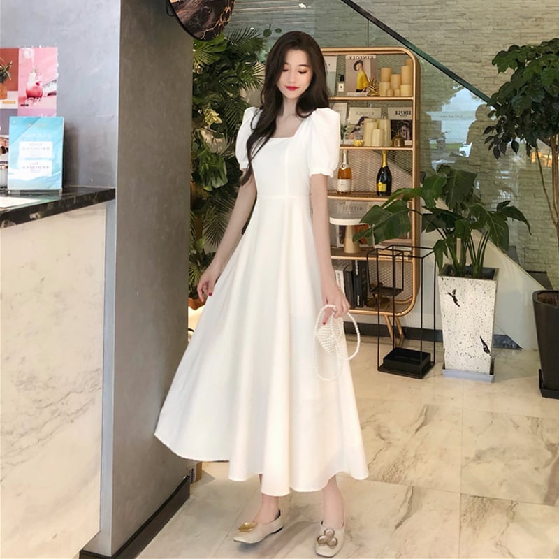 Französisches Retro-Maxikleid mit eckigem Ausschnitt