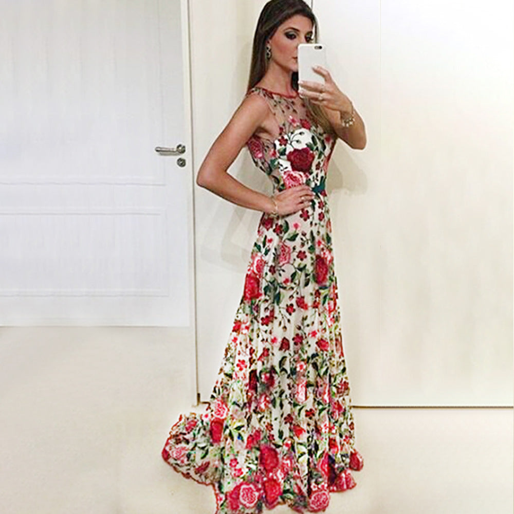 Fashionable Sleeveless Embroidered Evening Dress for Women