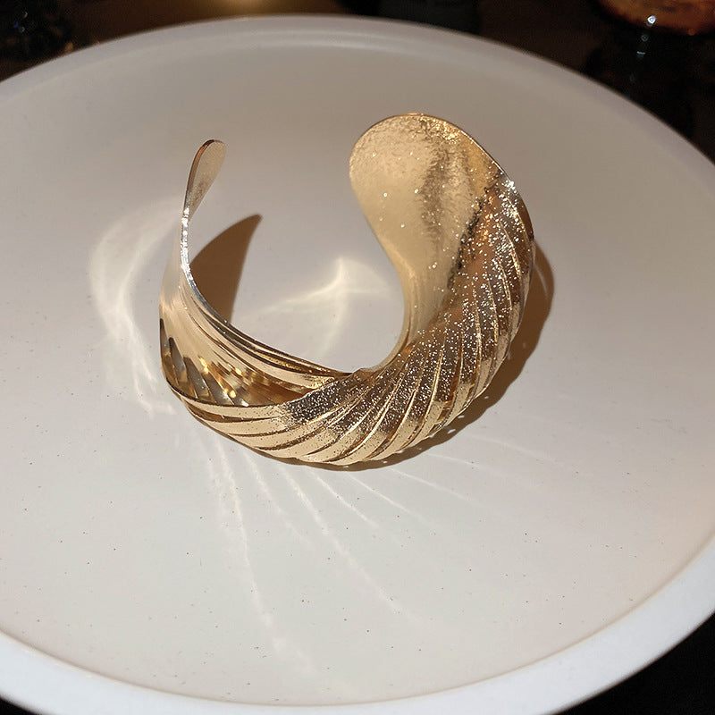Multi-layer Cutting Design Bracelet
