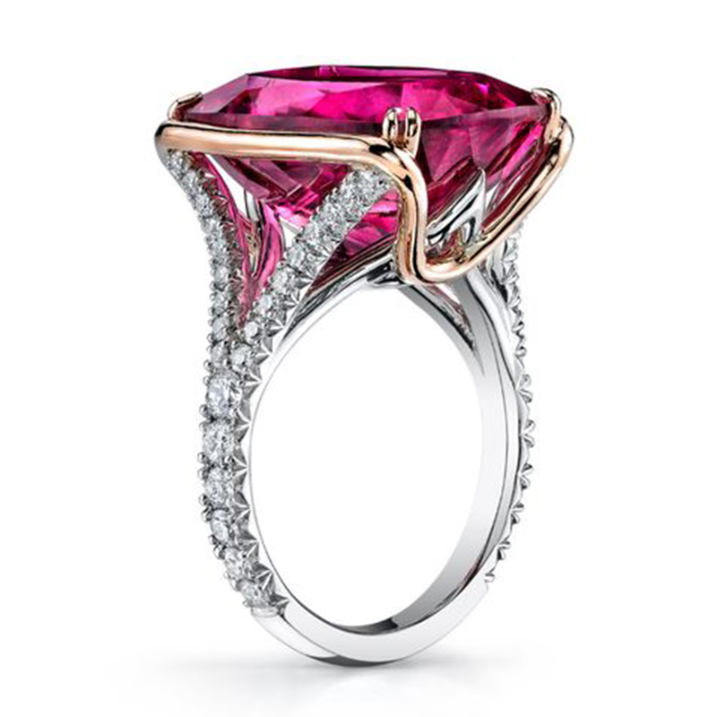 Schlichter Ring mit eingelassenem Edelstein für Damen