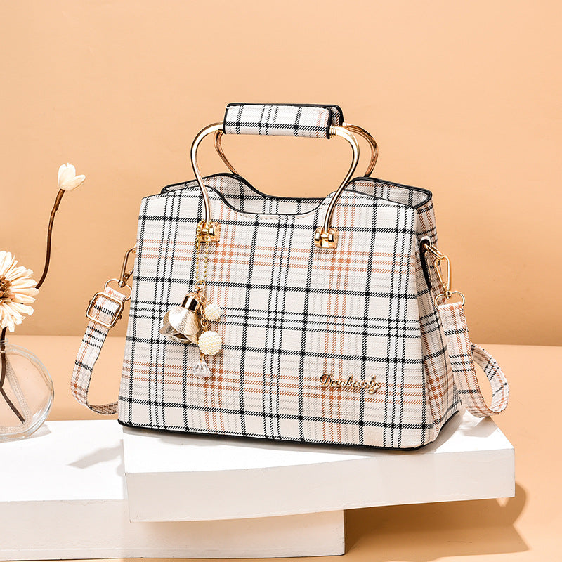 Stylish Women's Tote Bag 2023 Summer Fashionable Design