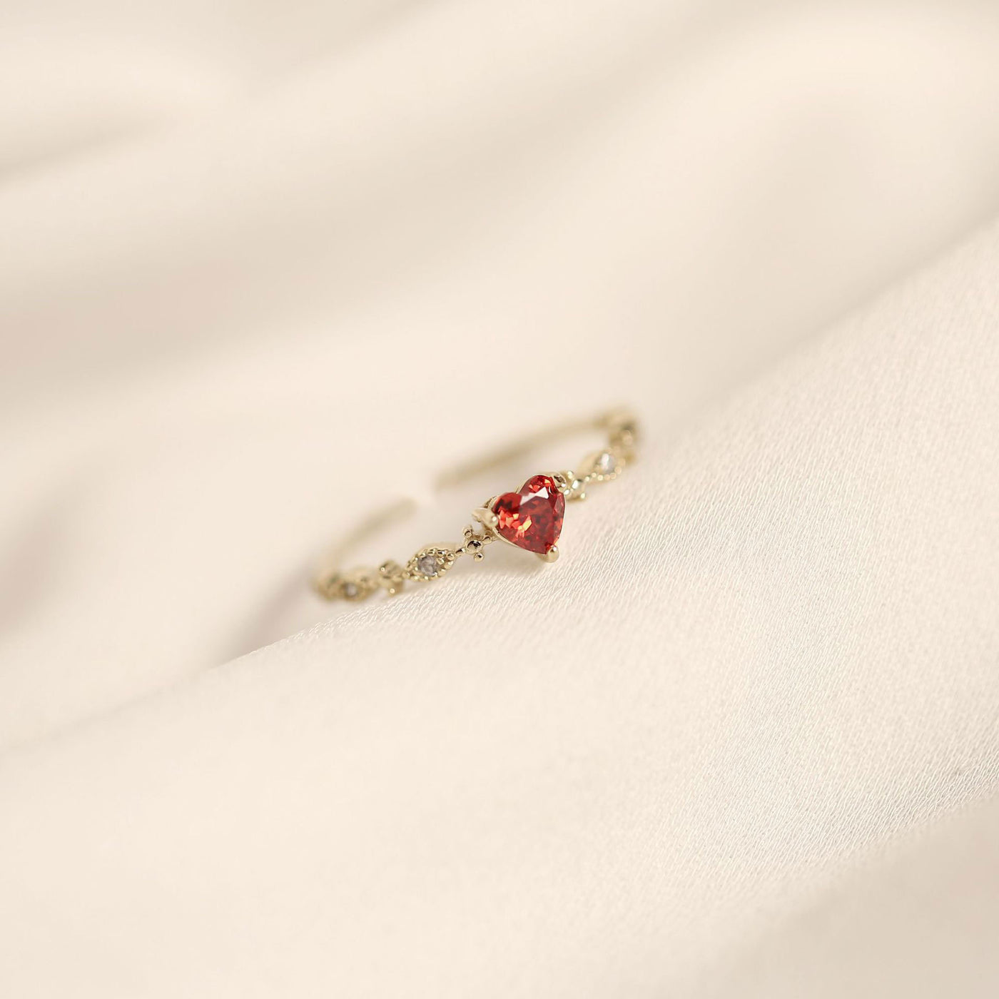 Women's Fashion Ruby Love Ring